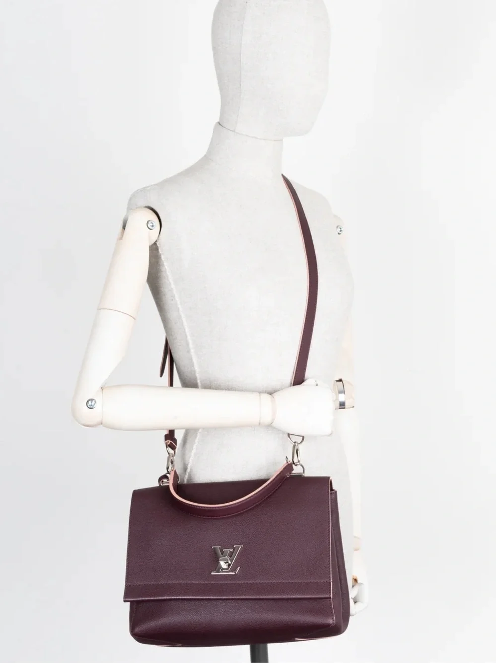 Louis Vuitton Lockme Il Bag